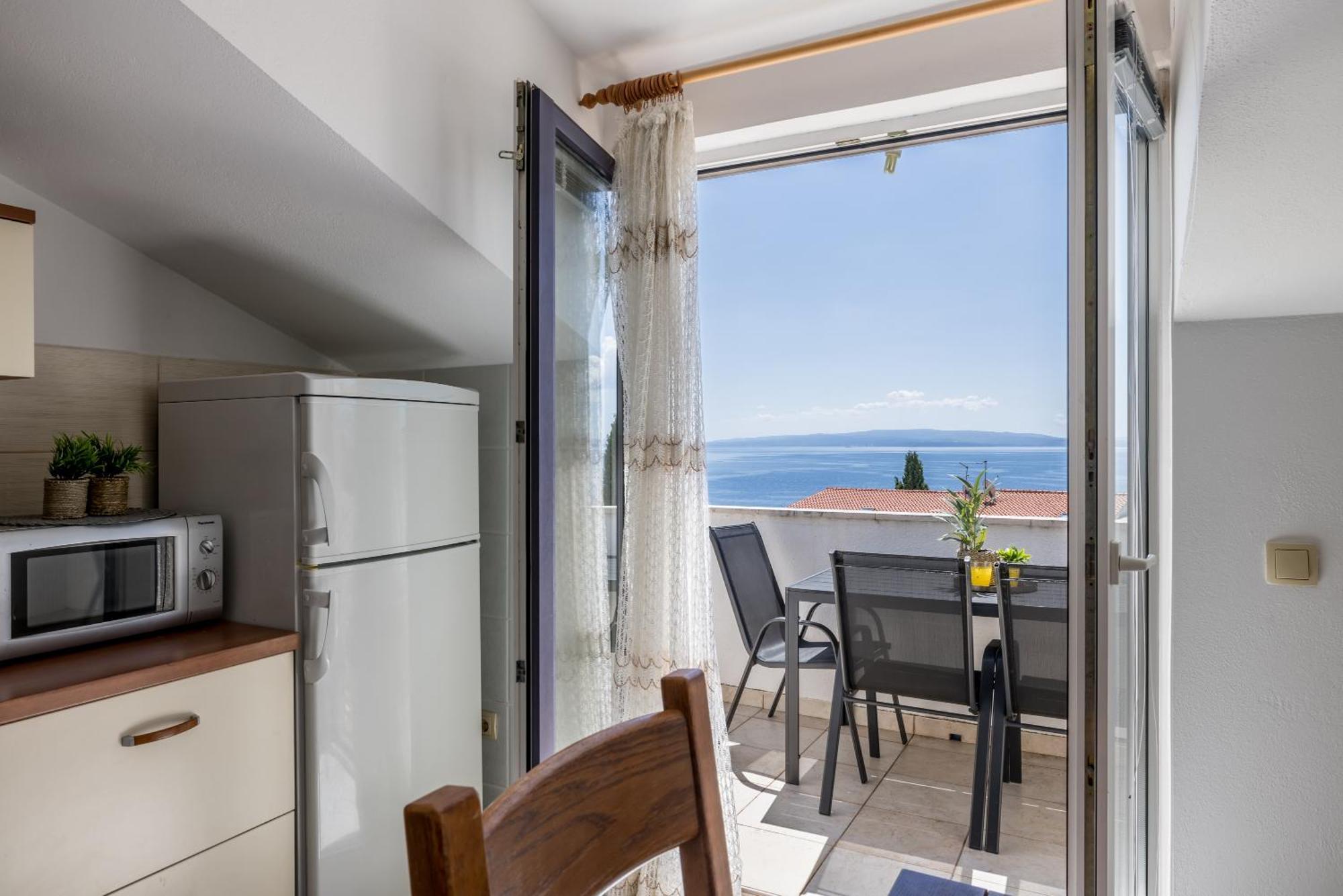 Holiday Home Krishto Трогир Екстериор снимка